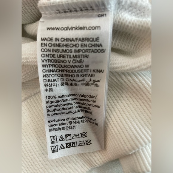 Calvin Klein PRIDE Collection Cotton Pullover Sweater (M) - Picture 15 of 15